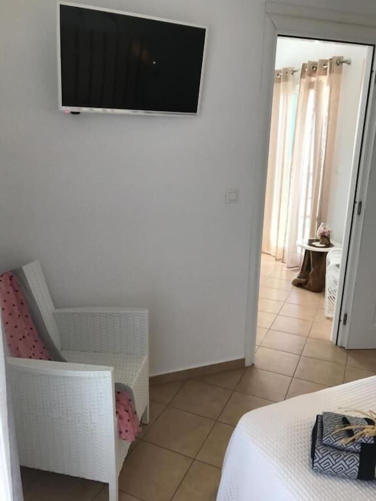 Yanna Asteri Suites Junior Suite 3 Adults 16