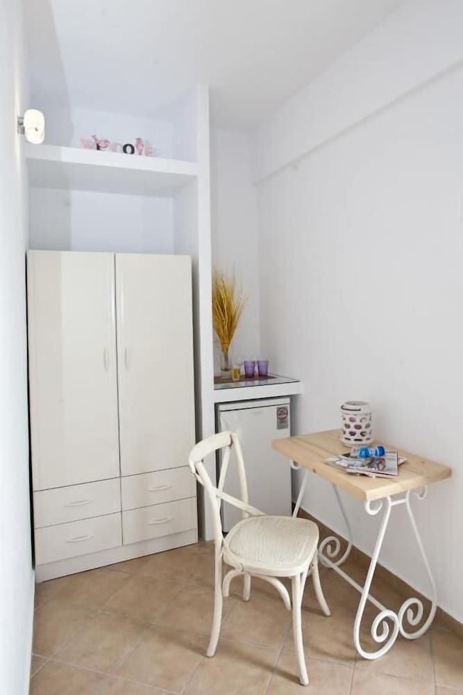 undefined Yanna Asteri Suites 7