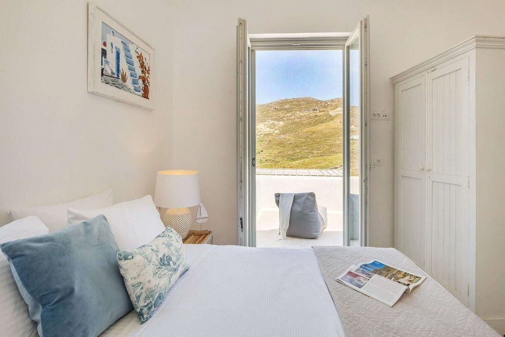 undefined Cloud Nine Ftelia Villa Mykonos 9