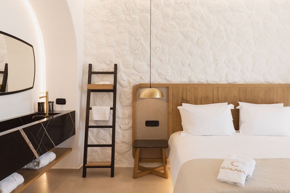 undefined Calma Suites Mykonos 9