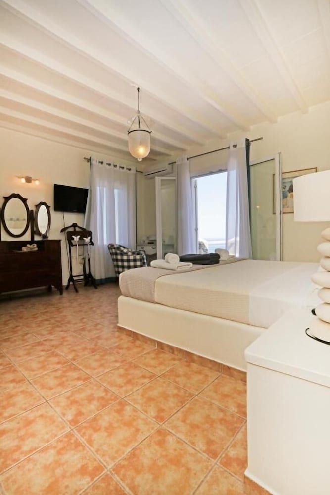 Amati Villa Cavo Dellos Luxury Villa 4