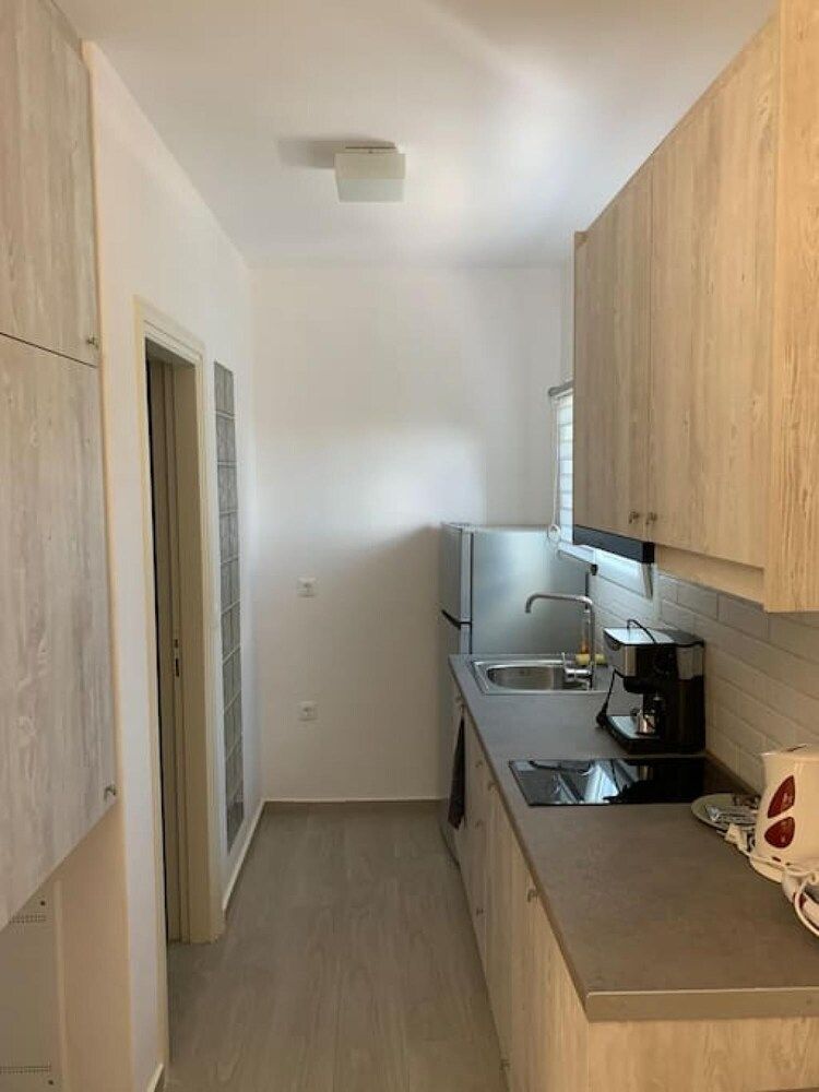 undefined SUN Studio 2 - Close TO 180 Sunset BAR 6