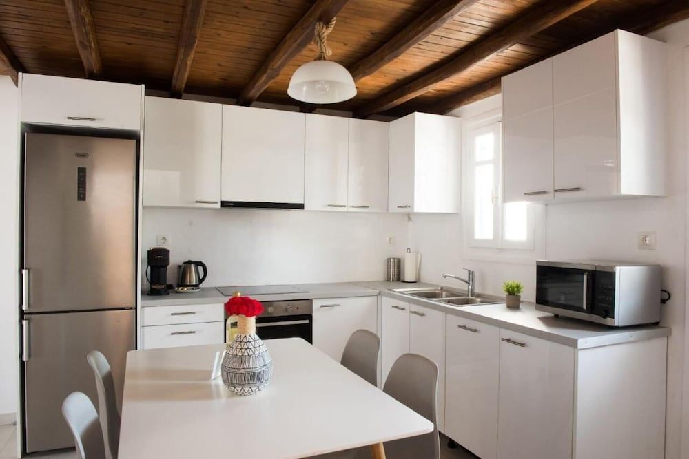 undefined Glamorous 2BR Villa in Ornos w Sea View 10