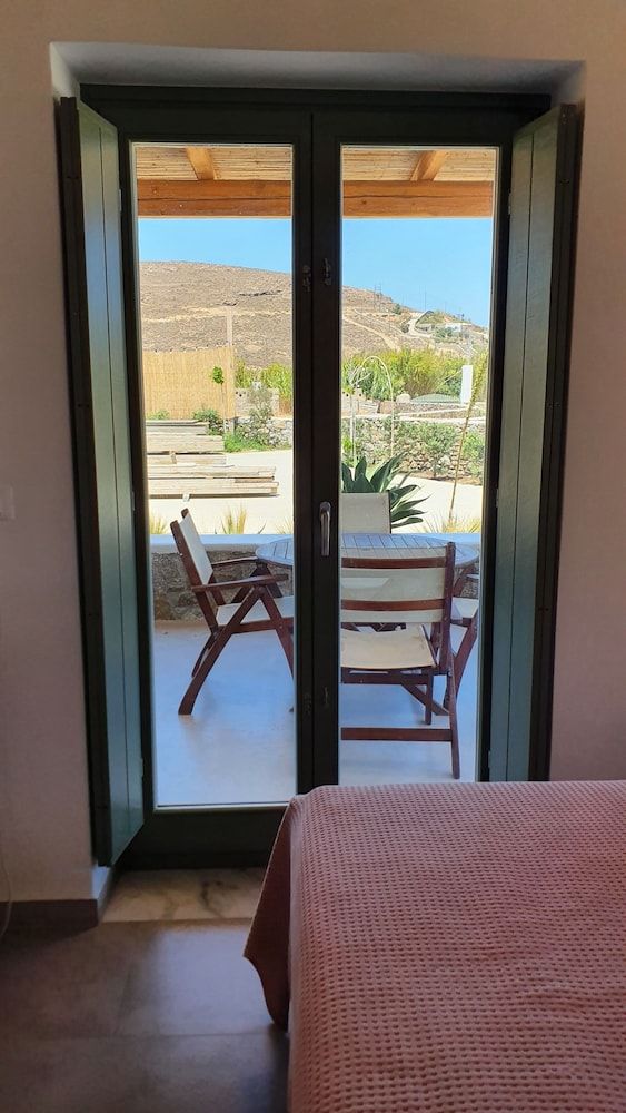 Villa Meli Comfort Villa, 2 Bedrooms, Garden Area 3