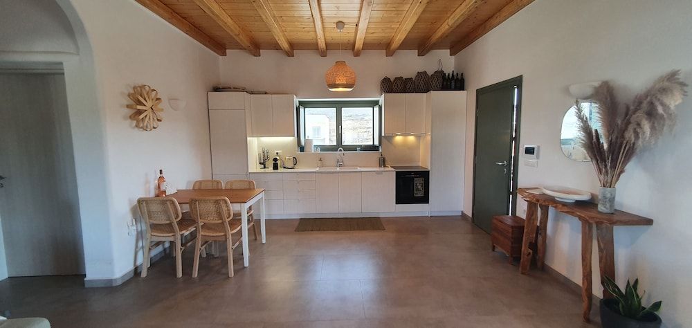 Villa Meli Comfort Villa, 2 Bedrooms, Garden Area 15