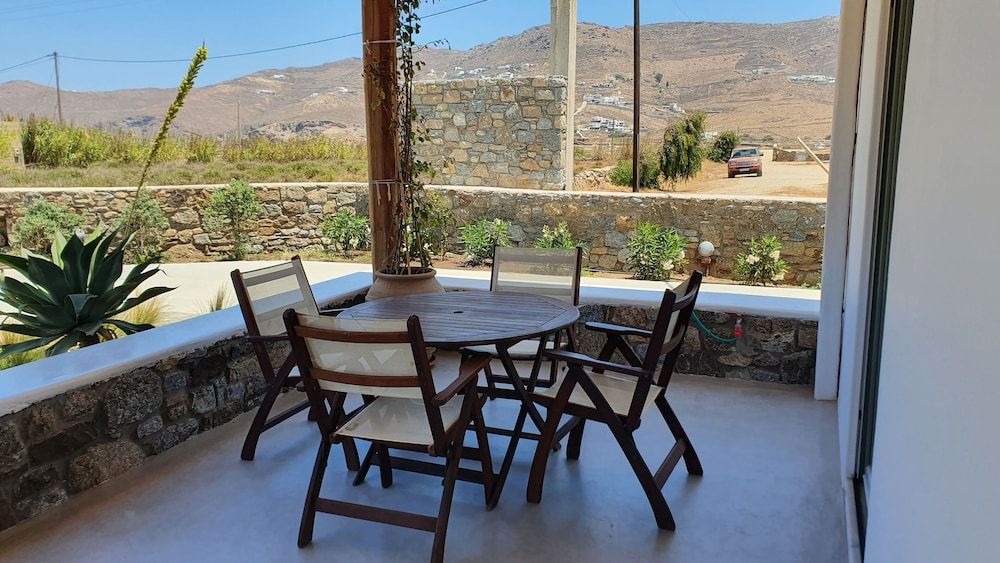 Villa Meli Comfort Villa, 2 Bedrooms, Garden Area 18