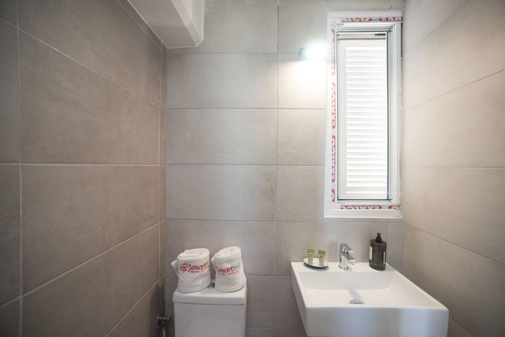 Amazing Maisonette with Roof Garden BBQ Apartment 24