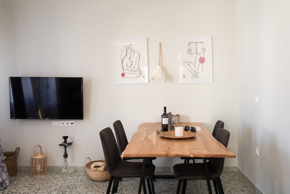 undefined Amazing Maisonette with Roof Garden  BBQ 8