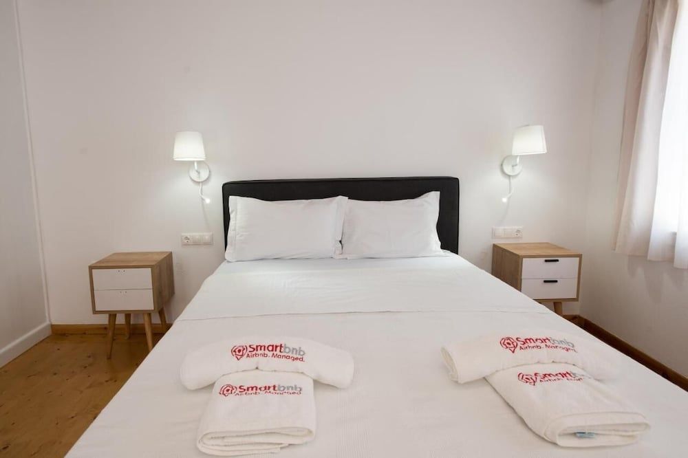 Luxury Sea View Apartment w shared pool Apartment 9