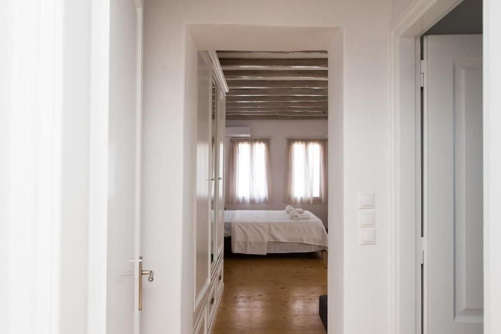 Luxury Sea View Apartment w shared pool Apartment 12