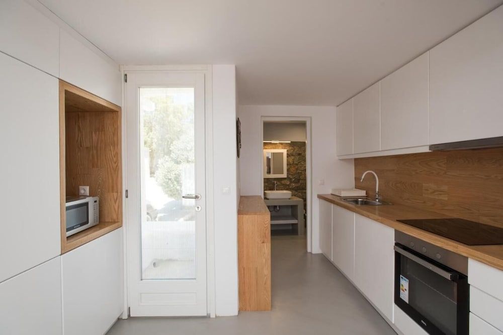 Luxury Sea View Apartment w shared pool Apartment 15