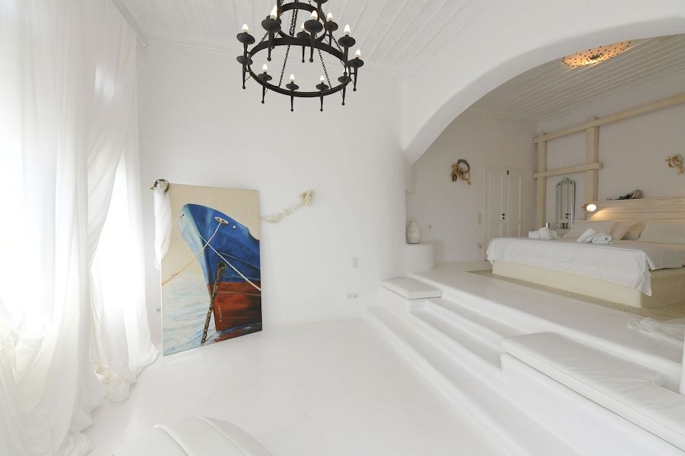 Mykonos Teatro Suites and Villa Villa 11