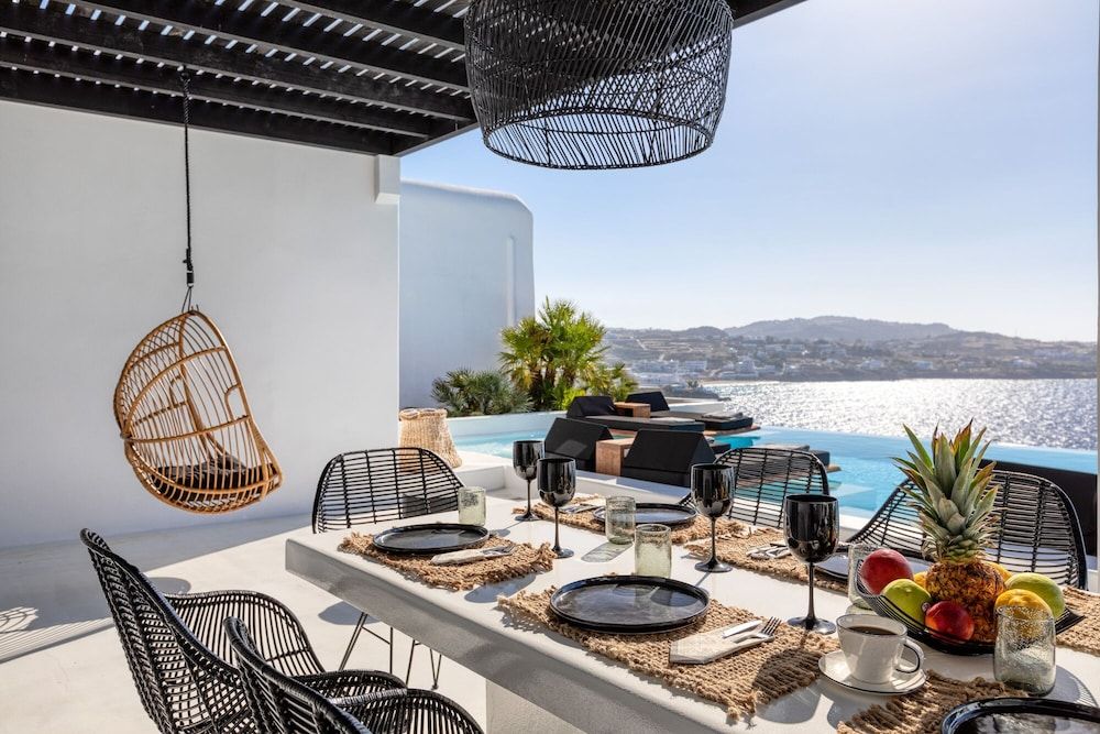 undefined Psarou Black Villa II 4