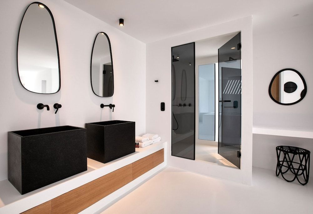 undefined Psarou Black Villa II