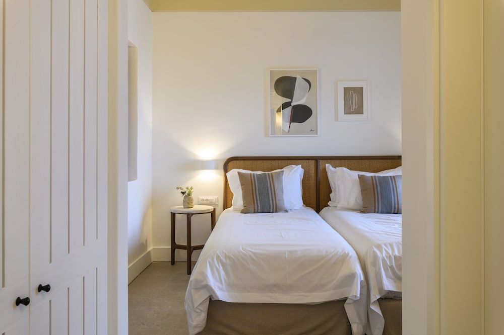 Standard Quadruple Room, 1 Bedroom, Pool View