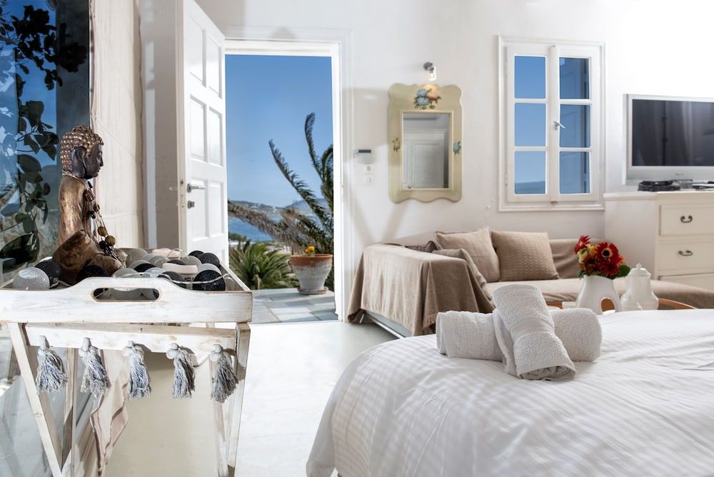 undefined Manu Mykonos Beach Villas & Bungalows 4
