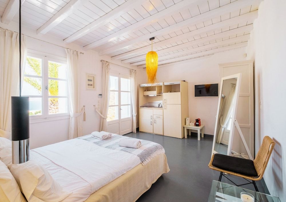 undefined Manu Mykonos Beach Villas & Bungalows 10