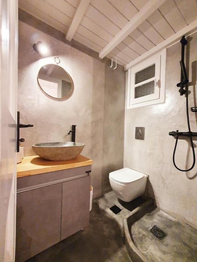 undefined Cute studio in downtown Mykonos 10