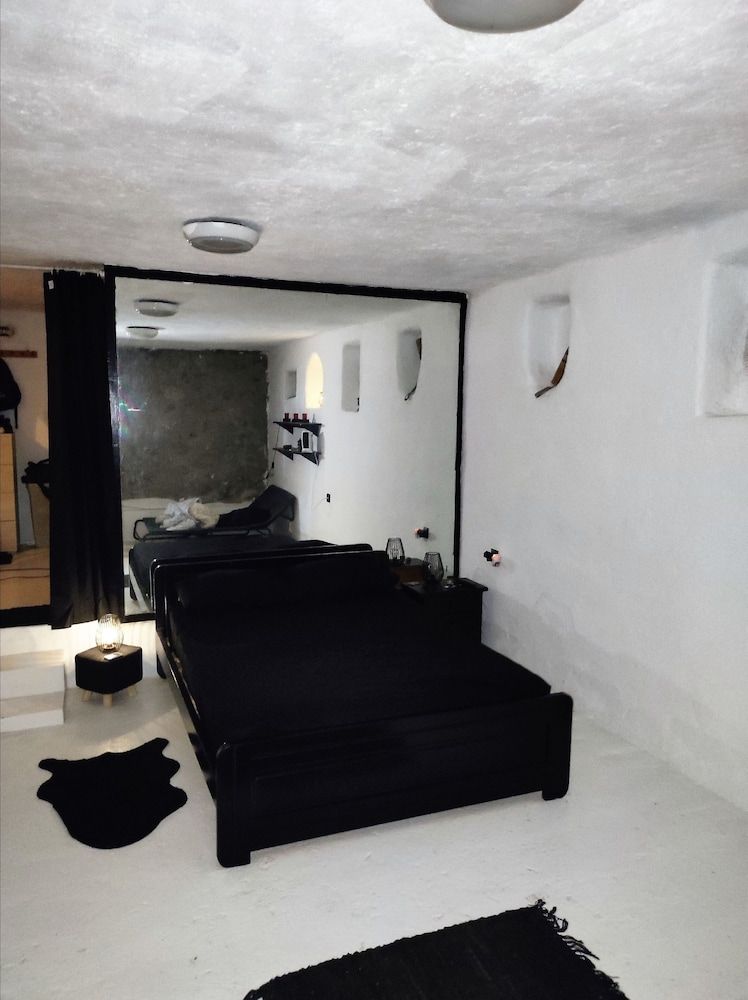 undefined Artemis Studio Pyrgi 4