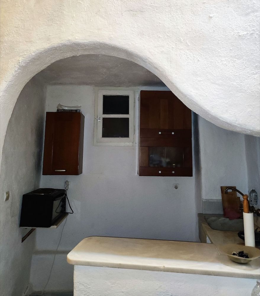 undefined Artemis Studio Pyrgi 8