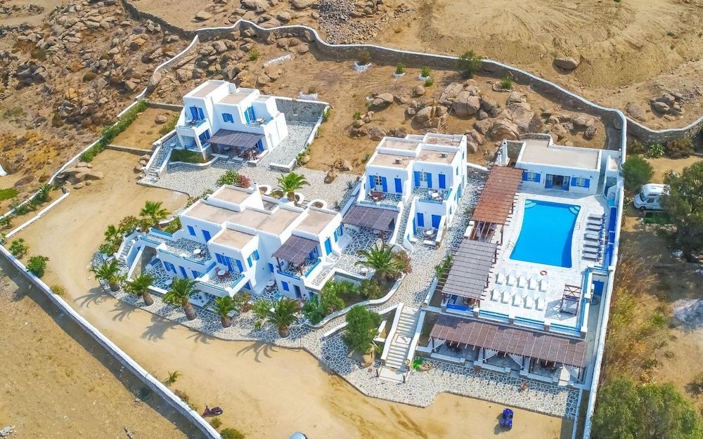 undefined Maganos Dekaocto in Thira 8