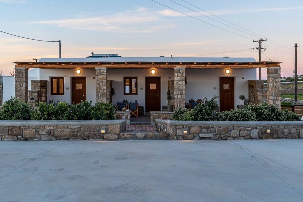 undefined Granite Village 5