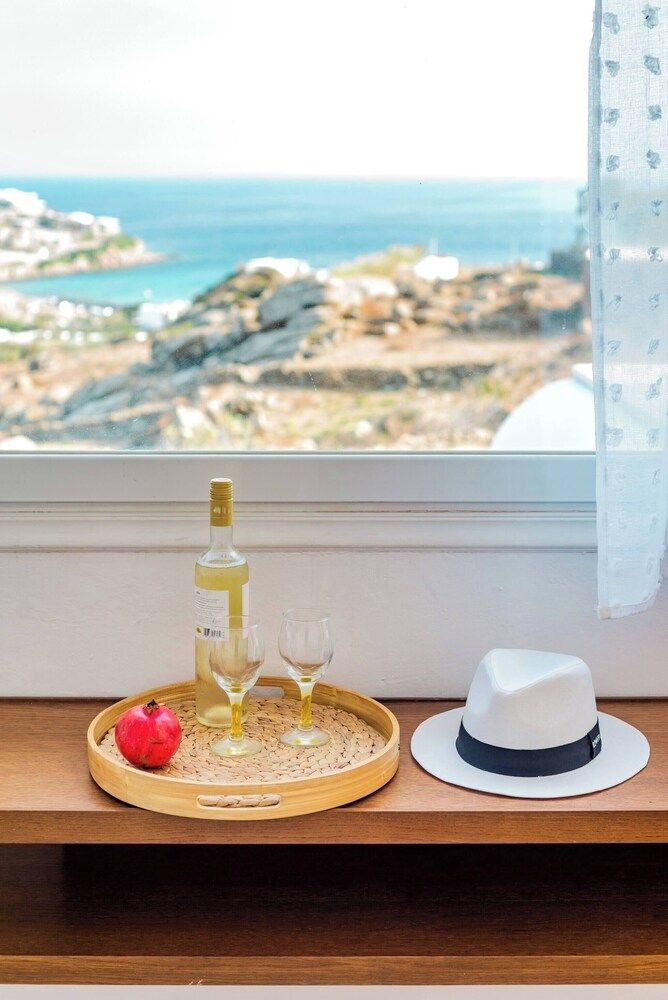 Paraga Scorpios Villa1 hot tub 7 Mins Walk to Beach by Calypso Sunset Villas Villa, 6 Bedrooms, Smoking, Balcony 9