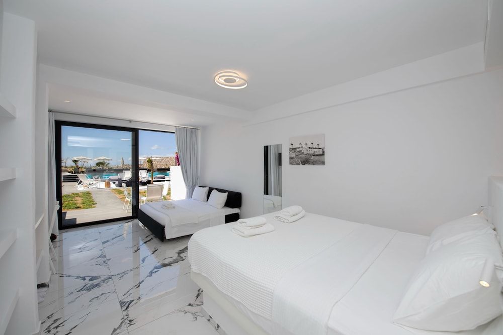 undefined Bianco a Nero Mykonos 9