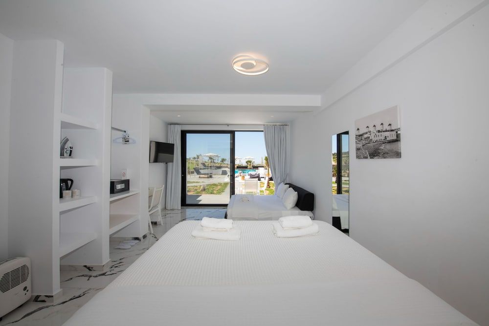 undefined Bianco a Nero Mykonos 8