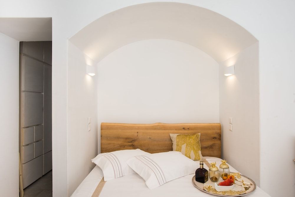 undefined Mykonos Psarou Place 10