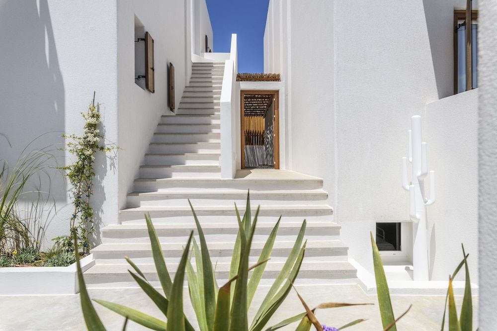 undefined Mykonaki Hotel 6