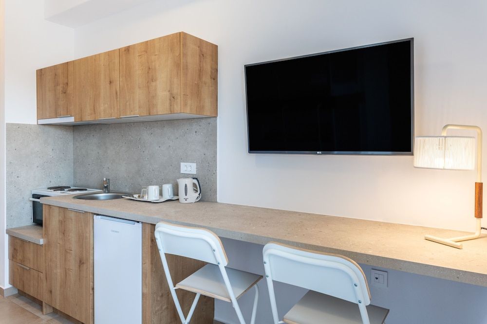 Mykonaki Hotel Room (Just the 2 of Us Room) 5