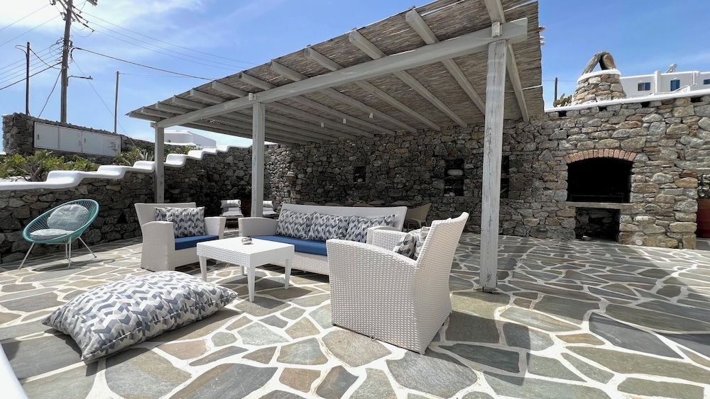 undefined Psarou Summer Villa Mykonos 9