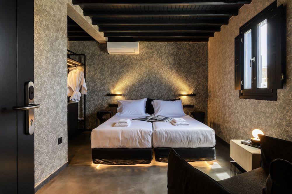 She Mykonos Boutique Hotel Standard Room 4