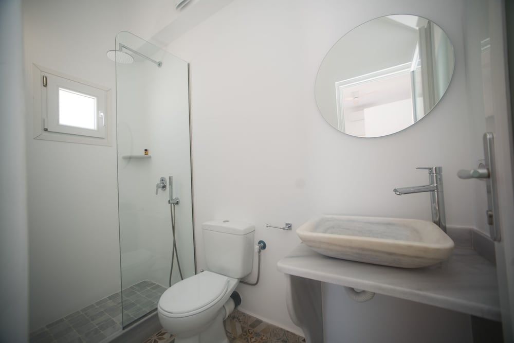 Eleanna's Mykonos Deluxe Room 7