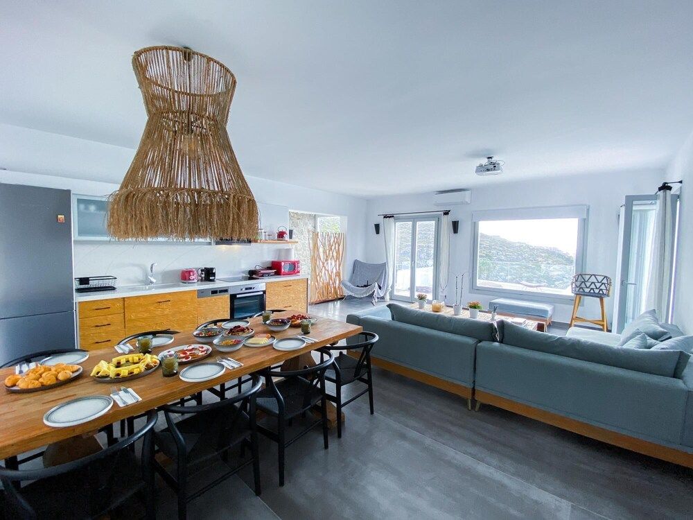 undefined Villa Oggi With Jacuzzi and Pool 8