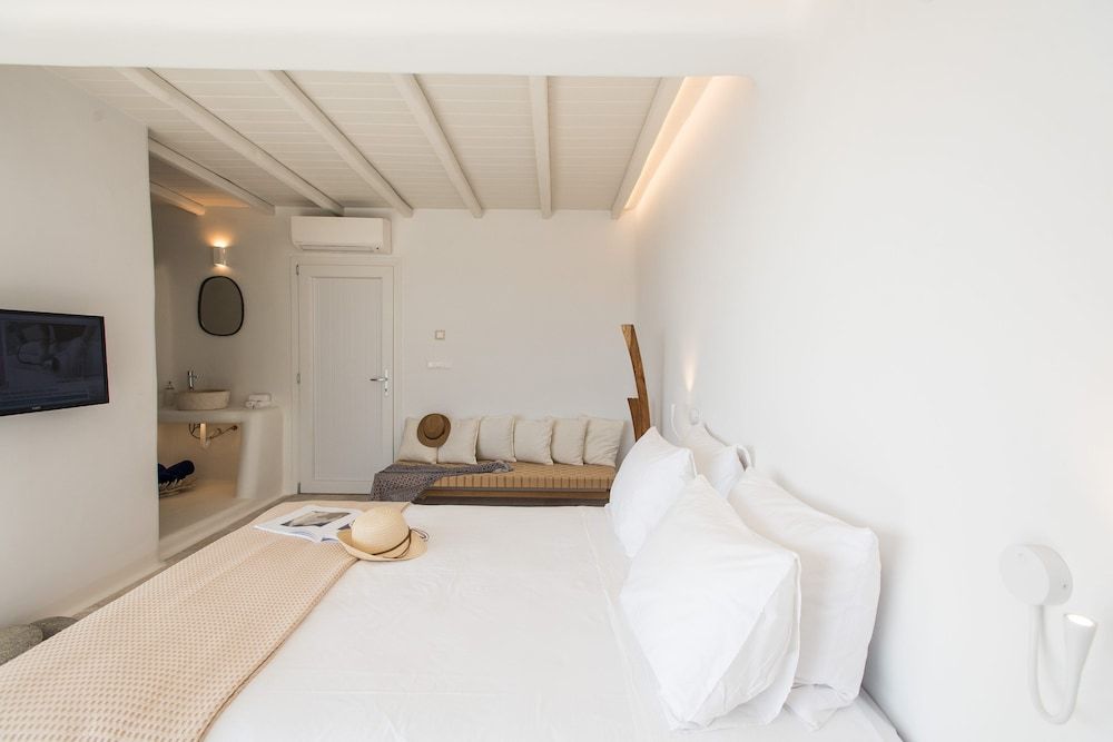 White Stone Mykonos Hotel Suite with Sea View 7