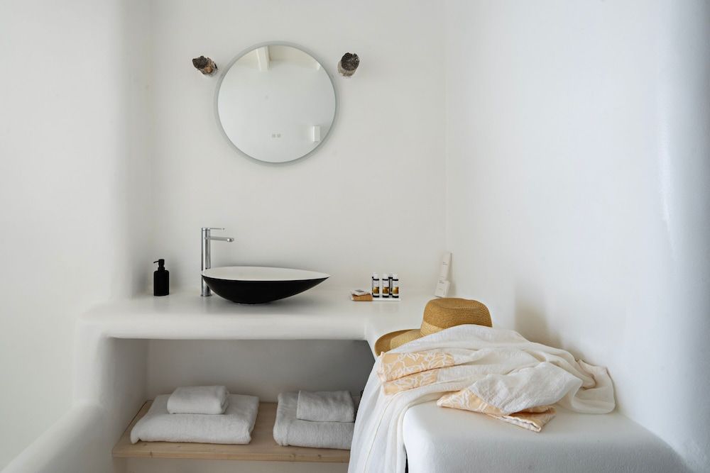 White Stone Mykonos Hotel Suite with Sea View 18