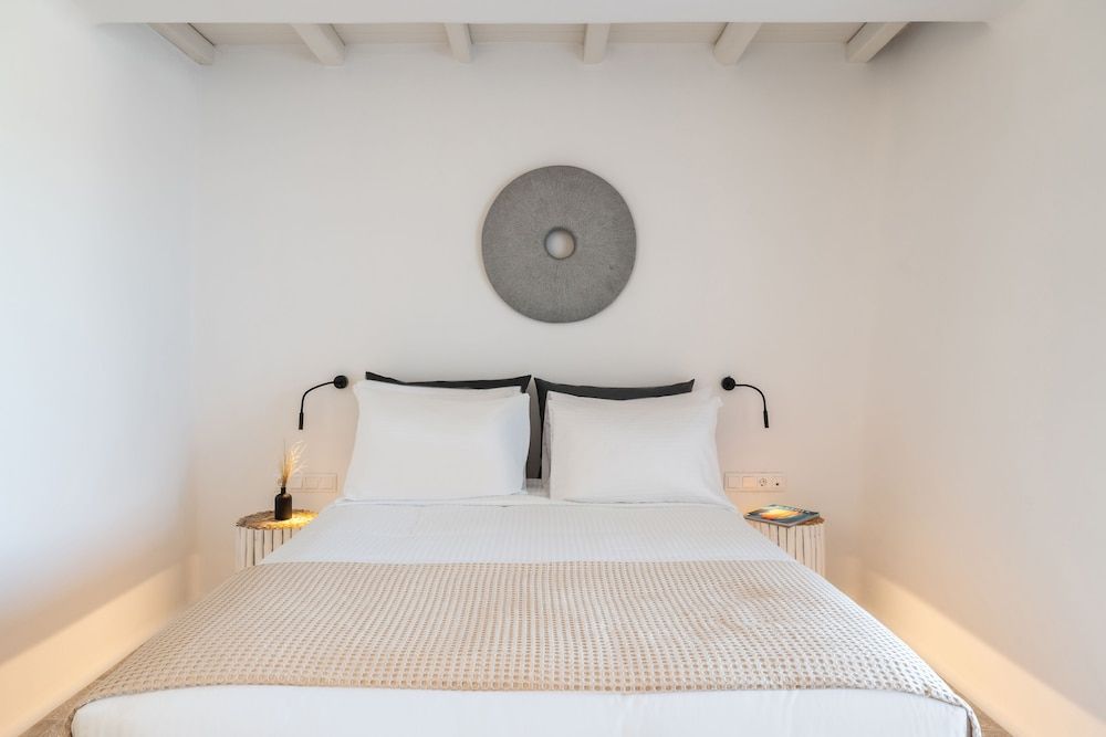 White Stone Mykonos Hotel Suite with Sea View 3