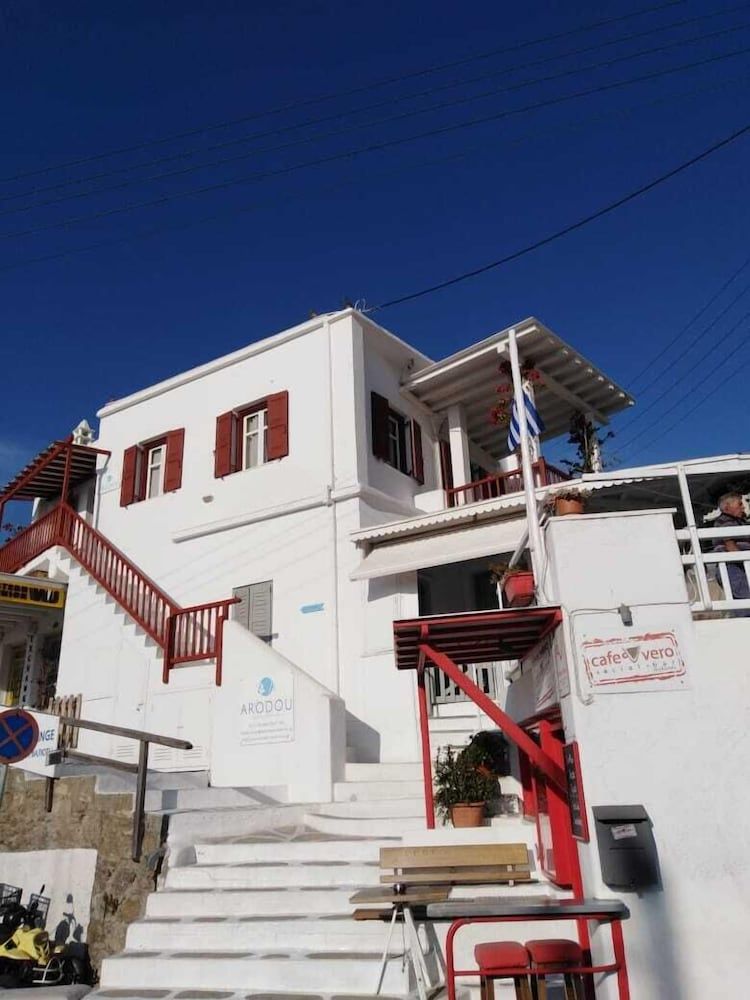 undefined Arodou Studio and Apartment 3