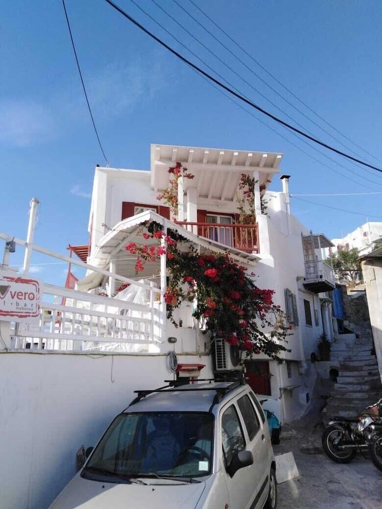 undefined Arodou Studio and Apartment 5