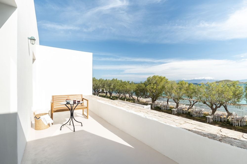 Eden Kythira Suite, 2 Bedrooms, 2 Bathrooms, Sea View 3