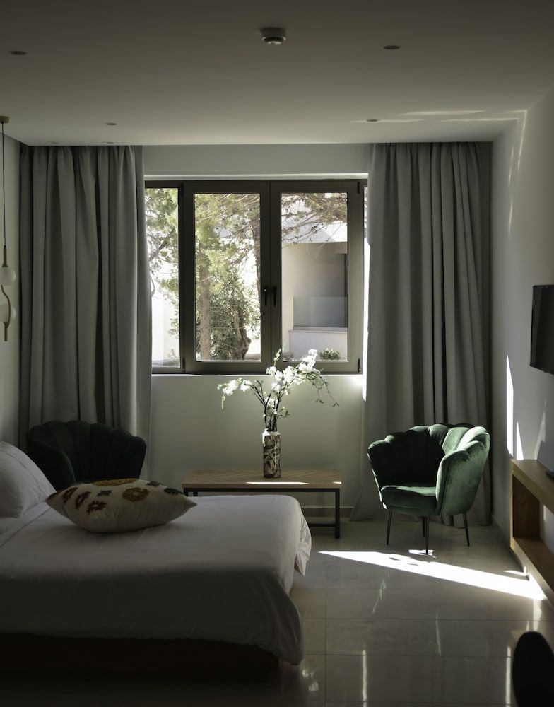 Mythical Coast Wellness Retreat Grand Suite 12