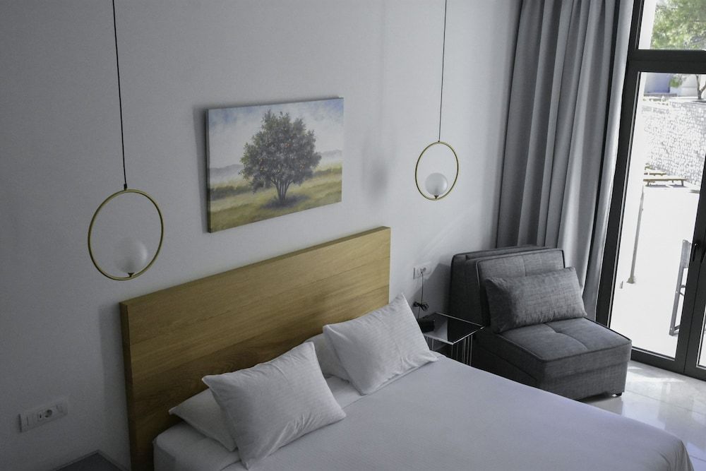 Mythical Coast Wellness Retreat Junior Suite 4