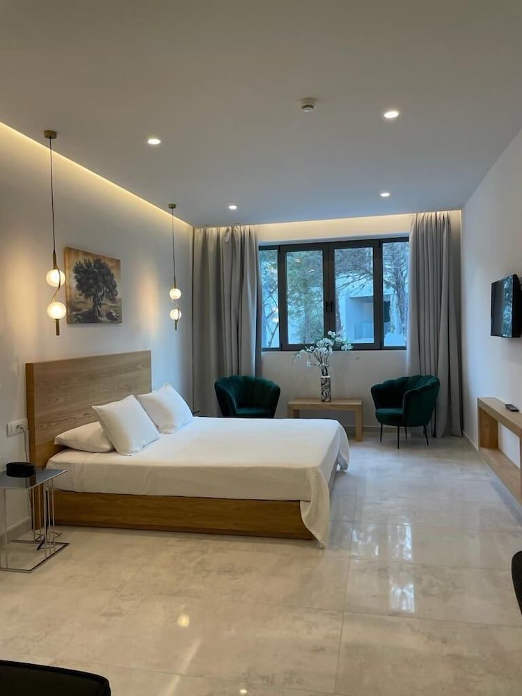 Mythical Coast Wellness Retreat Grand Suite 5