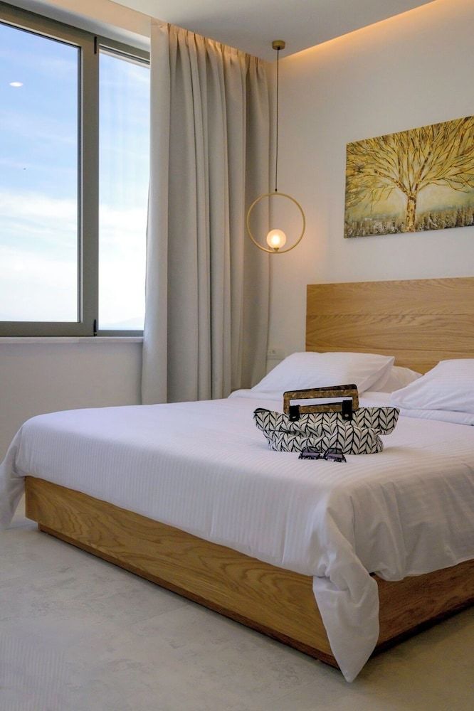 Mythical Coast Wellness Retreat Junior Suite