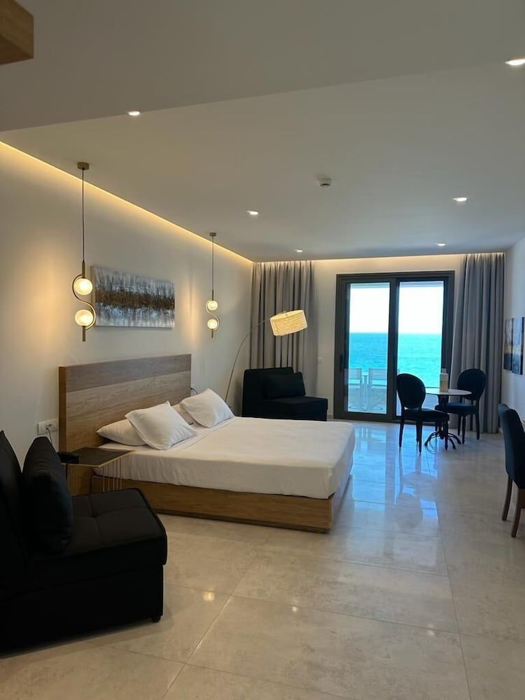 Mythical Coast Wellness Retreat Grand Suite 6