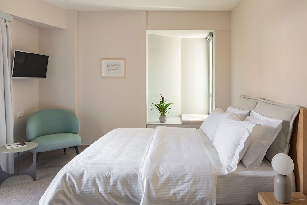 Classic Studio Apartment S