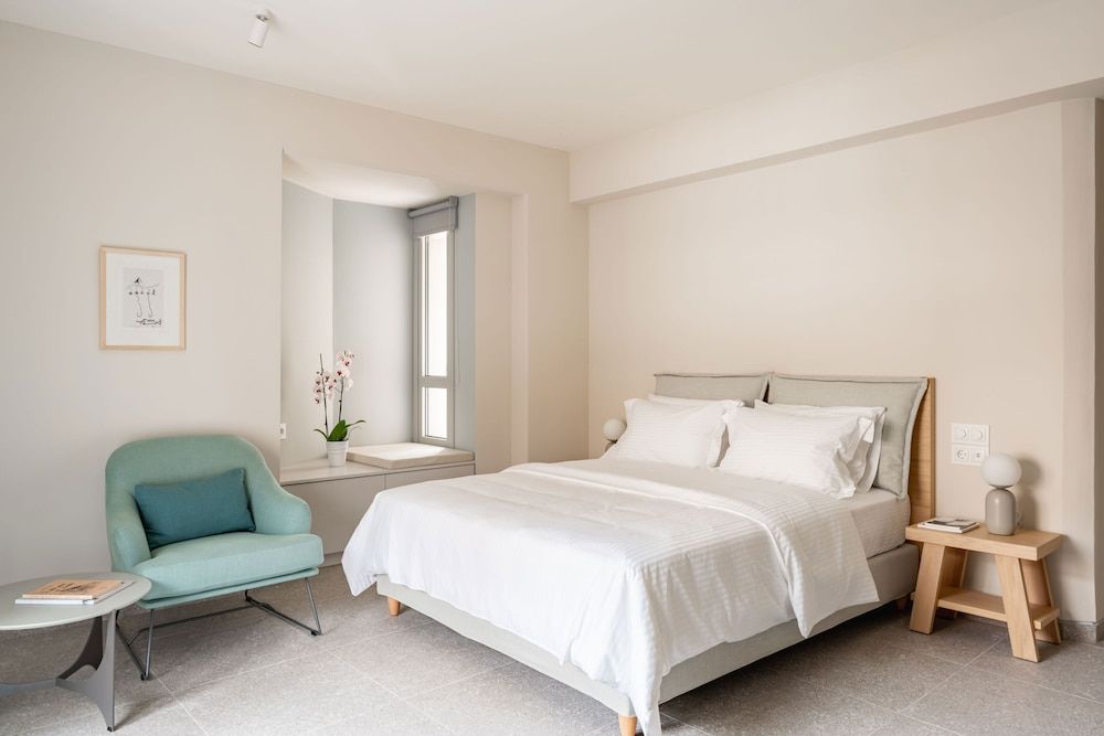 Classic Studio Apartment W