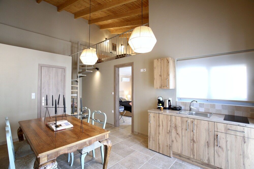 GK Mediterranean Village -AirportShuttle Family Duplex 5